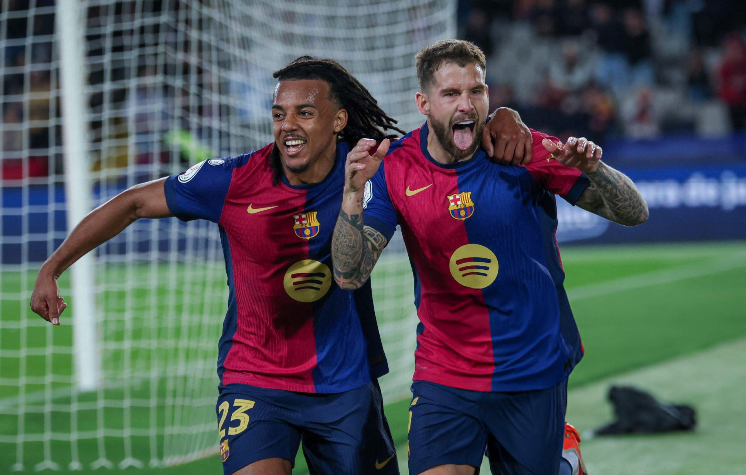 Jules Koundé e Iñigo Martínez